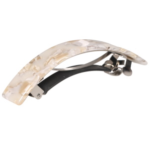 Barrette en plastique de couleur et en métal argenté.