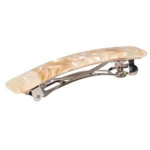 Barrette en plastique de couleur et en métal argenté.