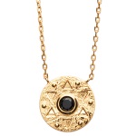 Collier tendance inca avec pendentif en plaqué or 18 carats serti d'une pierre synthétique noire ronde.
