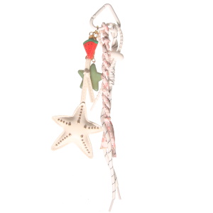Porte-clés fantaisie avec des franges en textile multicolore, d'une étoile blanche en simili cuir, d'une étoile verte, d'une tranche de pastèque.