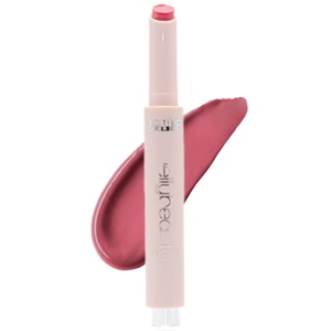 Rouge à lèvres Jelly Beauty. Une formule brillante, lustrée et juteuse qui donne aux lèvres un fini lisse et humide pour des lèvres qui exultent le volume. Entre rouge à lèvres et gloss à effet couvrant, vinyle et confortable. Longue tenue et adhérence impeccable. Un effet flouté et doux qui minimise l'apparence des ridules des lèvres. Un baume, gloss et teinte tout-en-un effet miroir. Durable et imperméable, ne colle pas, ne se décolore pas. La texture enveloppante et veloutée fond sur les lèvres et permet à la mine de glisser naturellement procurant une sensation de douceur, hydratation et confort.