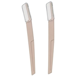 Rasoir pour le visage haute précision pour une épilation douce et indolore. Obtenez des sourcils propres et parfaitement dessinés. Réduisez le duvet du visage et favorisez l'application de soins de la peau. Ce rasoir est réutilisable. Son format pratique vous permettra de le glisser dans votre sac pour vous accompagner au quotidien.