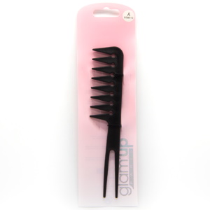 Peigne à cheveux en plastique noir. Sous la douche, dans le sac, en voyage..., ce peigne vous permet de démêler vos cheveux en toute circonstance et en douceur.