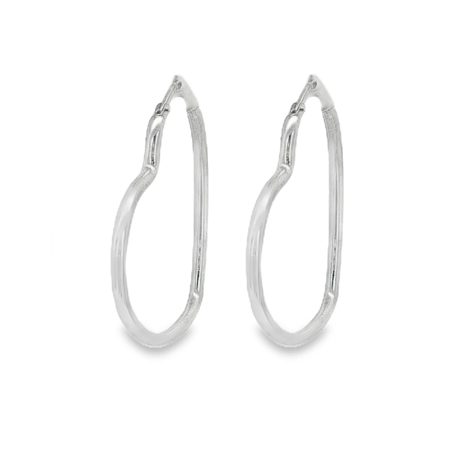 Ces boucles d'oreilles créoles en argent 925/000 présentent un design en forme de cœur moderne et épuré.<br/>Leur finition polie et brillante accentue leur éclat subtil.<br/>Légères et confortables à porter, elles apportent une touche romantique et discrète à toute tenue. Coeur Créoles Pendantes Adolescent Adulte Amour Femme Fille Indémodable Ces boucles d'oreilles créoles en argent 925/000 présentent un design en forme de cœur moderne et épuré.<br/>Leur finition polie et brillante accentue leur éclat subtil.<br/>Légères et confortables à porter, elles apportent une touche romantique et discrète à toute tenue. Coeur Créoles Pendantes Adolescent Adulte Amour Femme Fille Indémodable