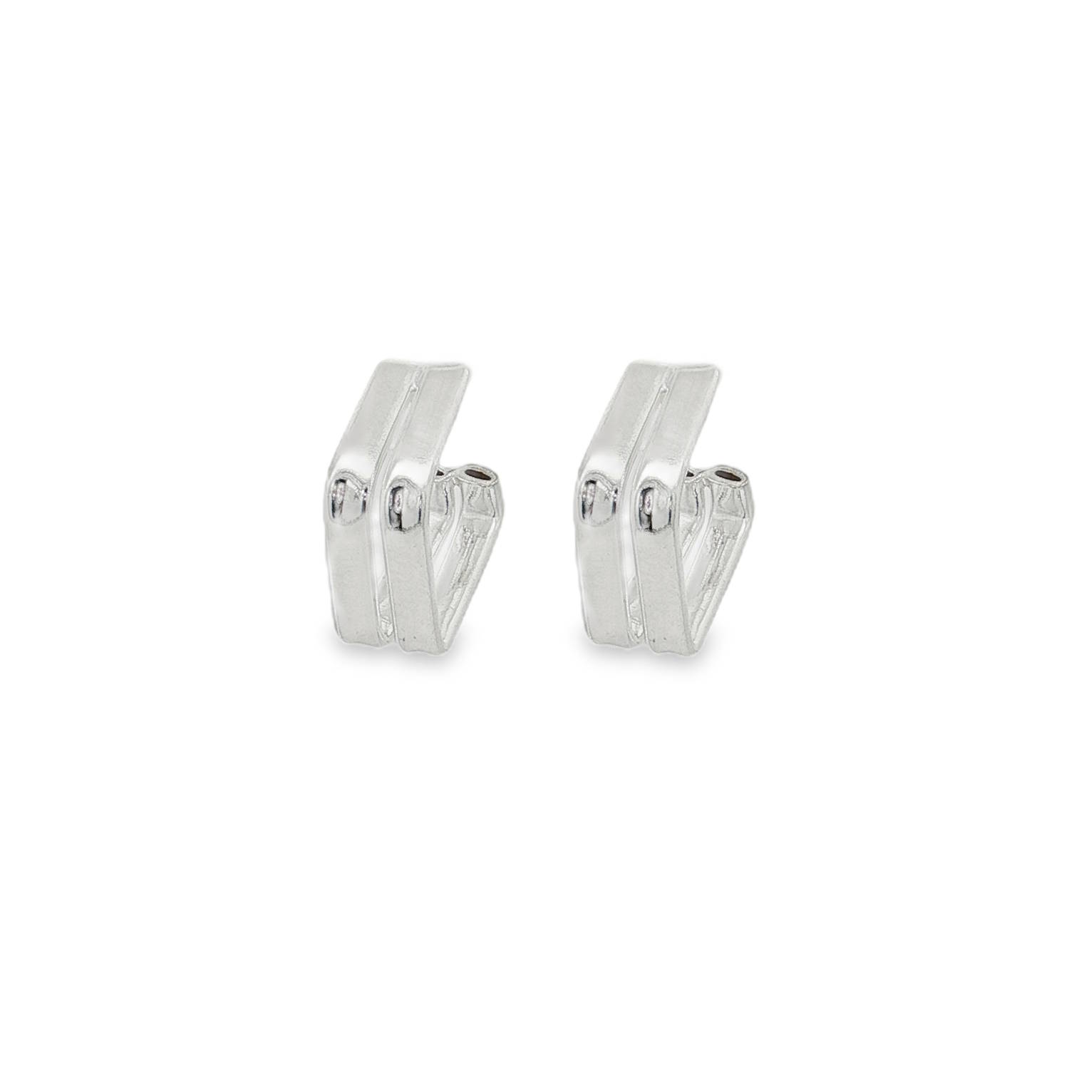 Rehaussez votre style avec ces boucles d'oreilles créoles en argent 925/000.<br/>Minimalistes et modernes, elles adoptent une forme carrée qui apporte une touche géométrique à toute tenue.<br/>Leur design épuré en fait un accessoire polyvalent, idéal pour un look chic au quotidien ou pour compléter une allure sophistiquée. Carré Créoles Pendantes Adolescent Adulte Femme Fille Indémodable Rehaussez votre style avec ces boucles d'oreilles créoles en argent 925/000.<br/>Minimalistes et modernes, elles adoptent une forme carrée qui apporte une touche géométrique à toute tenue.<br/>Leur design épuré en fait un accessoire polyvalent, idéal pour un look chic au quotidien ou pour compléter une allure sophistiquée. Carré Créoles Pendantes Adolescent Adulte Femme Fille Indémodable