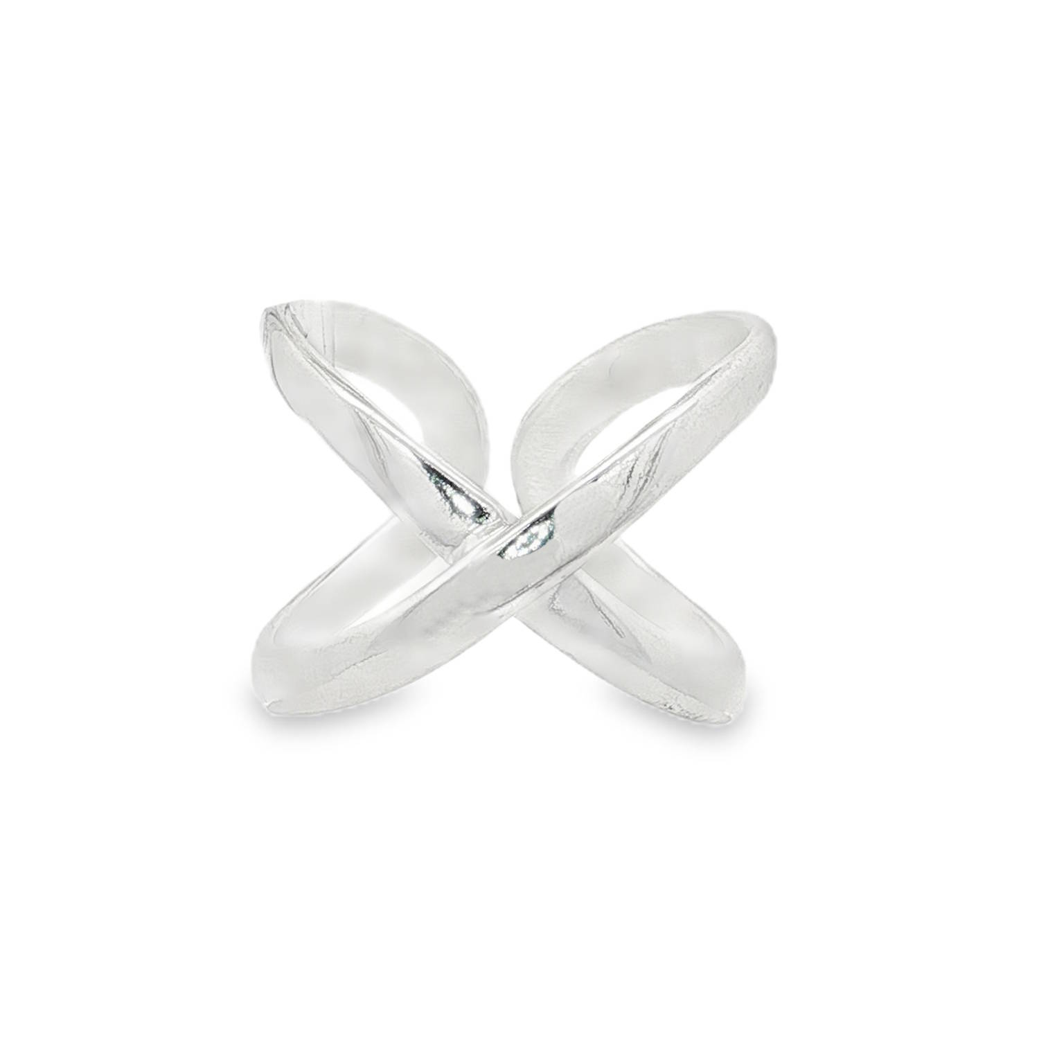 Cette bague en argent 925/000 présente un design de bande croisée moderne et minimaliste.<br/>Son allure élégante et épurée en fait un accessoire parfait pour une utilisation quotidienne ou pour compléter une tenue sophistiquée.<br/>La finition lisse et brillante de l'argent rehausse son aspect contemporain.<br/>Taille ajustable. Adolescent Adulte Femme Fille Indémodable Cette bague en argent 925/000 présente un design de bande croisée moderne et minimaliste.<br/>Son allure élégante et épurée en fait un accessoire parfait pour une utilisation quotidienne ou pour compléter une tenue sophistiquée.<br/>La finition lisse et brillante de l'argent rehausse son aspect contemporain.<br/>Taille ajustable. Adolescent Adulte Femme Fille Indémodable