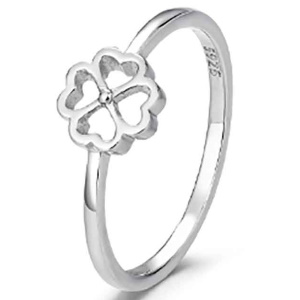 Bague en argent 925/000 rhodié ornée d'un trèfle à quatre feuilles.