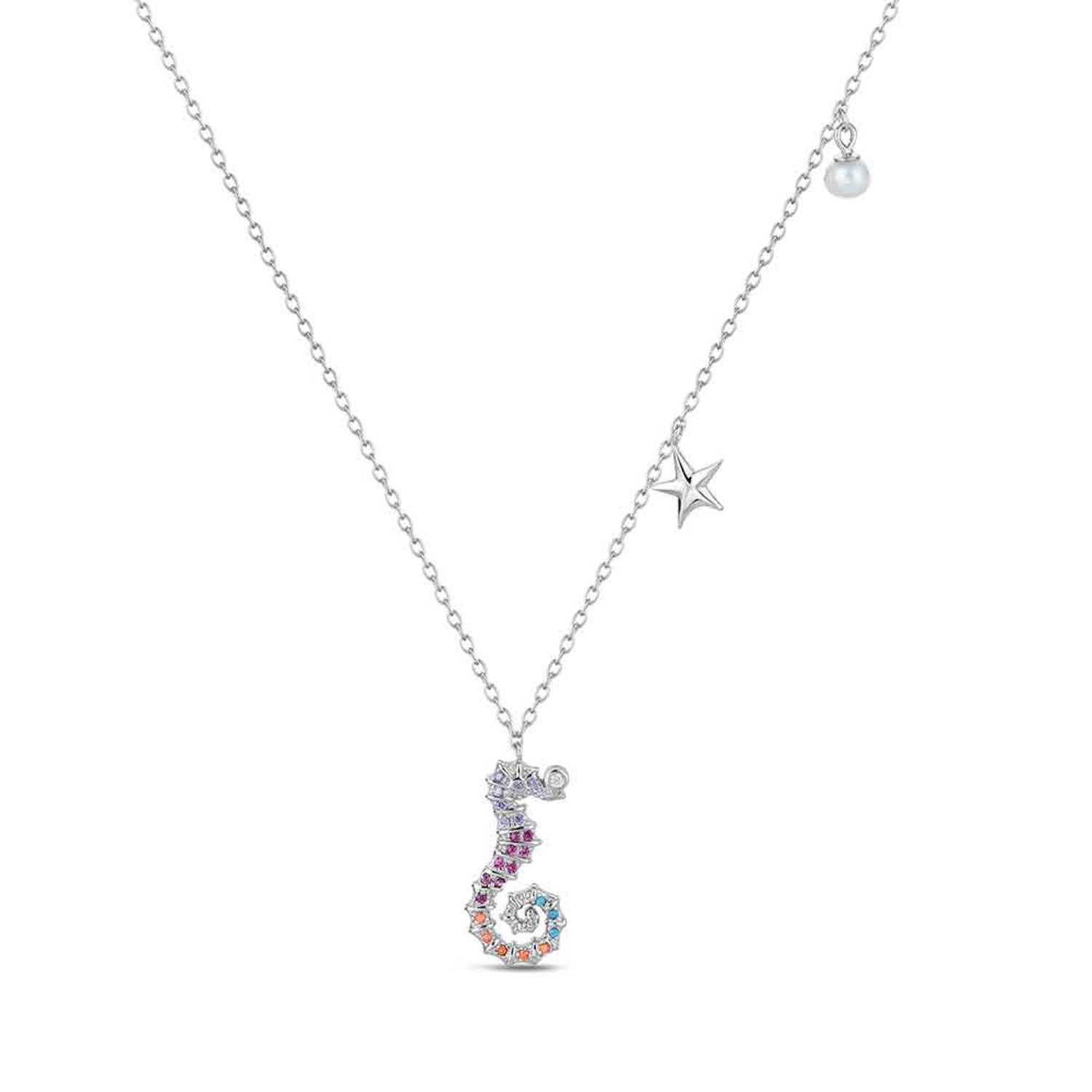 Collier composé d'une chaîne en argent 925/000 assorti d'une étoile, d'une perle et d'un pendentif en forme d'hippocampe serti d'oxydes de zirconium multicolores. Etoile Hippocampe Strass Adolescent Adulte Animaux Femme Fille Indémodable Nature Collier composé d'une chaîne en argent 925/000 assorti d'une étoile, d'une perle et d'un pendentif en forme d'hippocampe serti d'oxydes de zirconium multicolores. Etoile Hippocampe Strass Adolescent Adulte Animaux Femme Fille Indémodable Nature