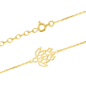 Bracelet composé d'une chaîne avec une tortue de mer en plaqué or jaune 18 carats. Fermoir anneau ressort avec 3 cm de rallonge.